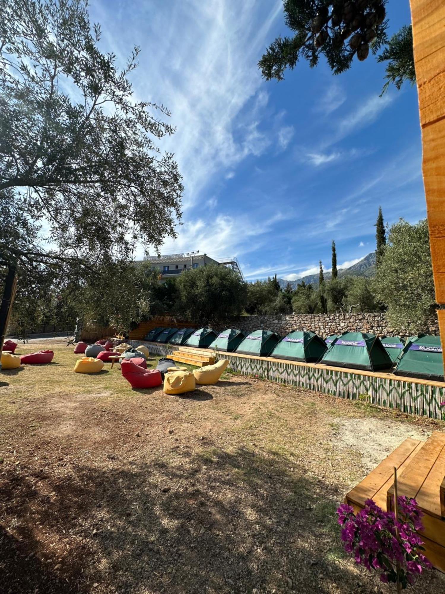 Alt Camping Hotel Dhermi Bagian luar foto