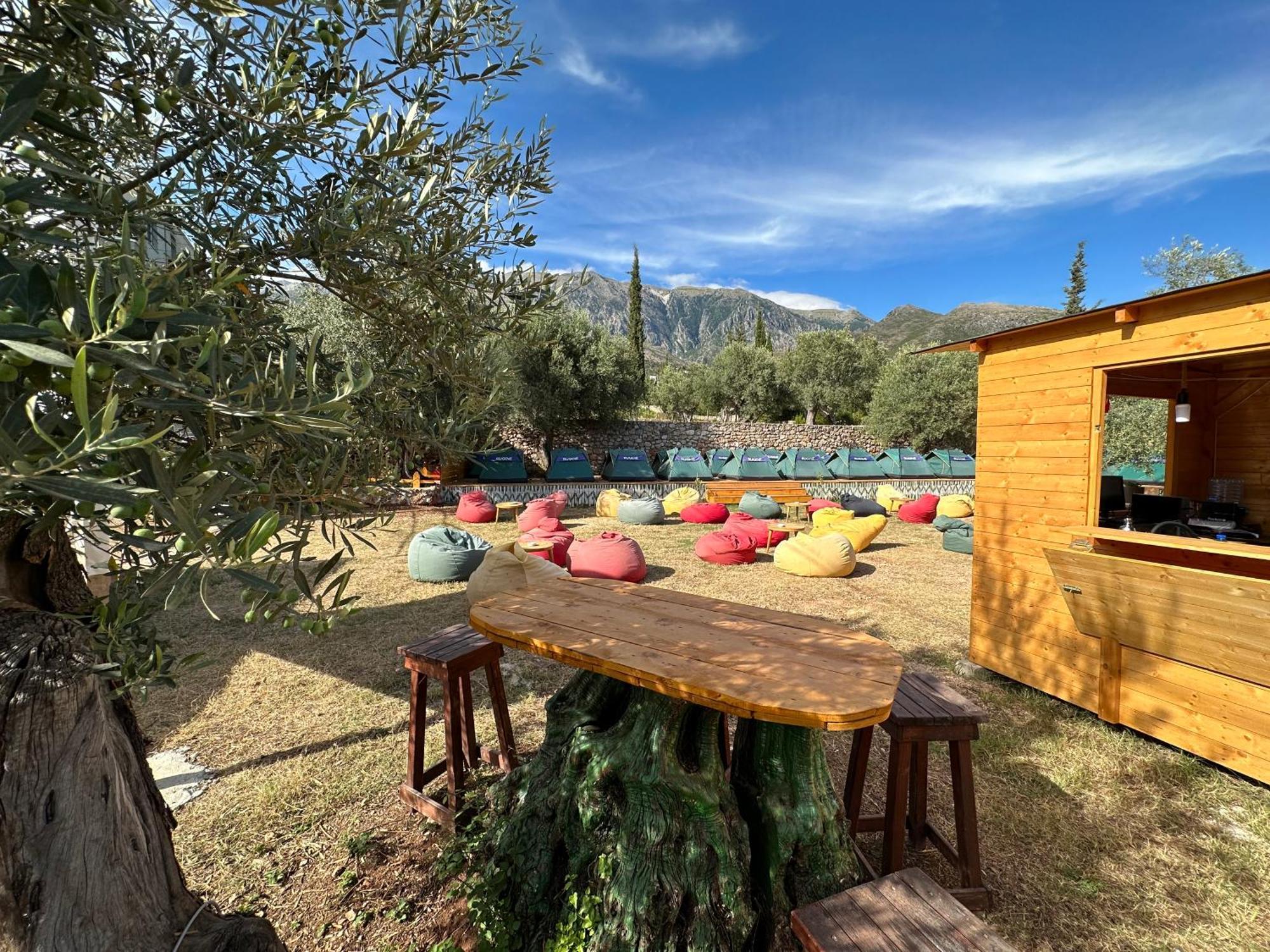Alt Camping Hotel Dhermi Bagian luar foto